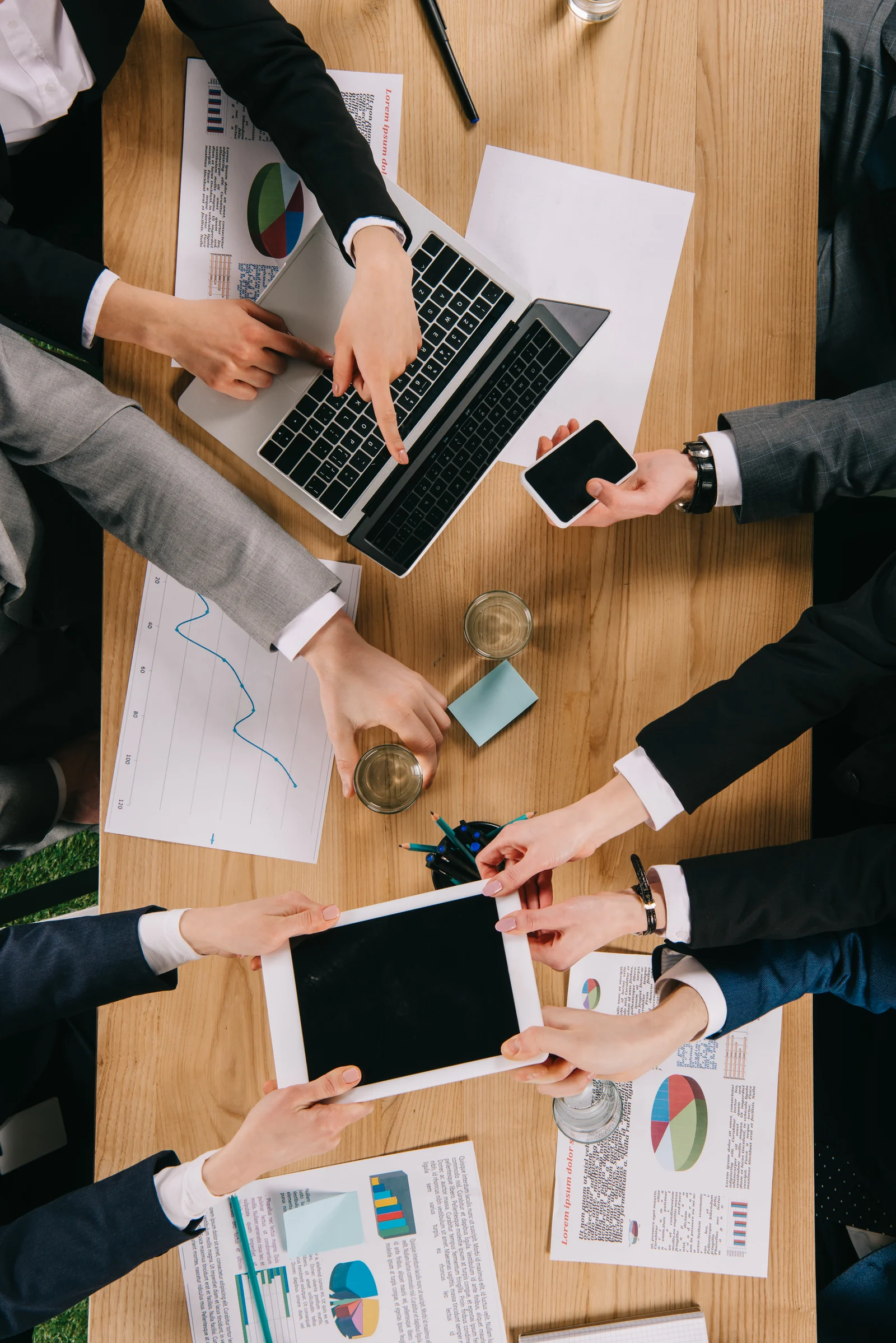 Why Choose eSearch Logix for Reputation Management Services?